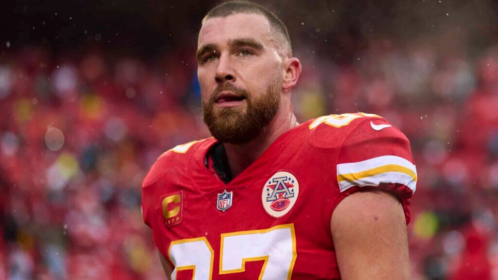 KANSAS CITY, MO - JANUARY 21: Travis Kelce #87 of the Kansas City Chiefs warms up before kickoff against the Jacksonville Jaguars at GEHA Field at Arrowhead Stadium on January 21, 2023 in Kansas City, Missouri.