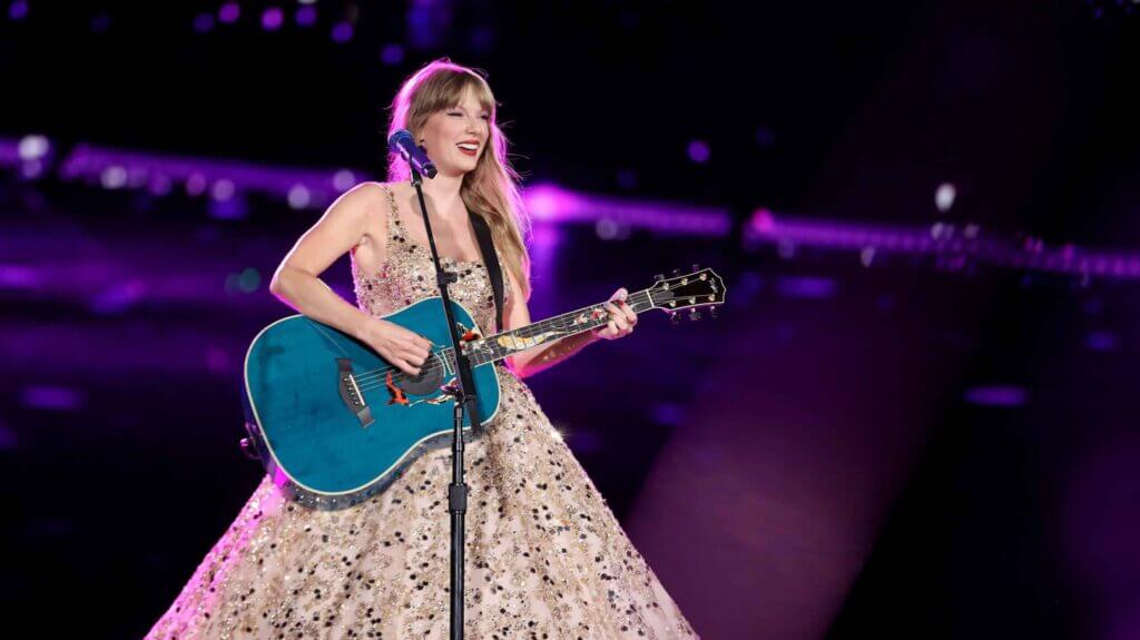 SEATTLE, WASHINGTON - JULY 22: EDITORIAL USE ONLY Taylor Swift performs onstage during the Taylor Swift | The Eras Tour at Lumen Field on July 22, 2023 in Seattle, Washington.