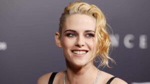 Kristen Stewart attends the Los Angeles premiere of Neon's "Spencer" at DGA Theater Complex on October 26, 2021 in Los Angeles, California.