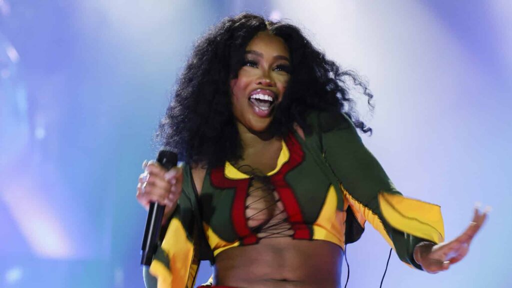 Sza performs on stage during Global Citizen Festival 2022: Accra on September 24, 2022 in Accra, Ghana.