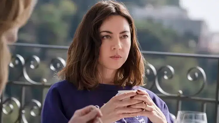 Aubrey Plaza in 'The White Lotus'