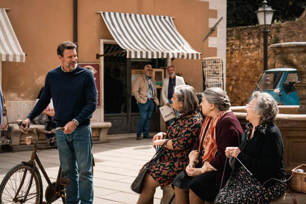 La Dolce Villa. (L to R) Scott Foley as Eric, and Nunzia Schiano, Luisa De Santis and Lucia Ricalzone as The Antonias, in La Dolce Villa.