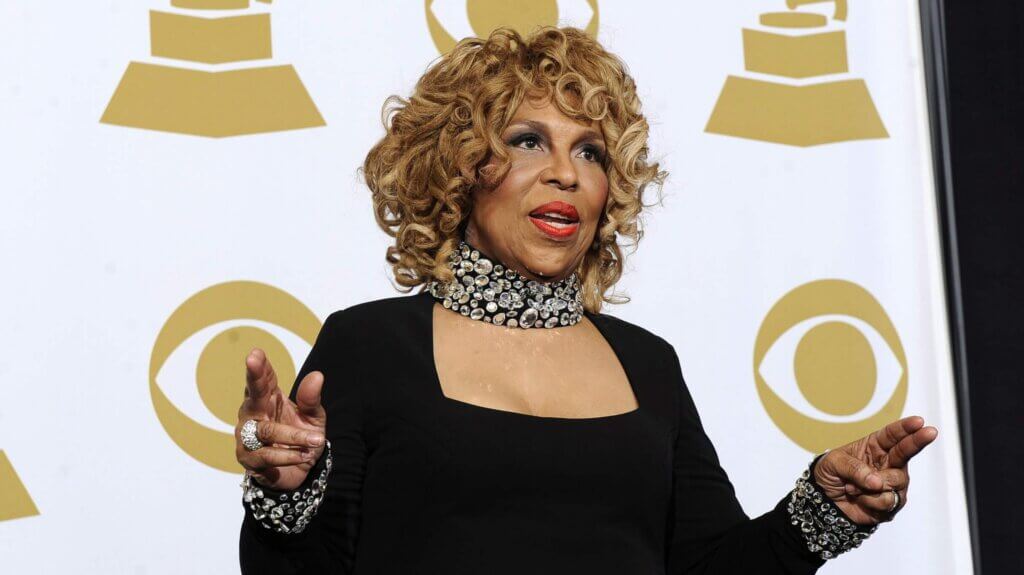 Us Singer Roberta Flack Poses For Photos at the 52nd Annual Grammy Awards at the Staples Center in Los Angeles California Usa 31 January 2010 the Grammys Are Presented Annually by the National Academy of Recording Arts and Sciences of the United States For Outstanding Achievements in the Music Industry United States Los Angeles