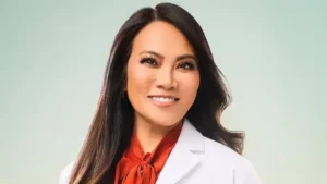 Dr. Pimple Popper — aka Dr. Sandra Lee — returns with a new show. Photo: Jason Elias/Lifetime