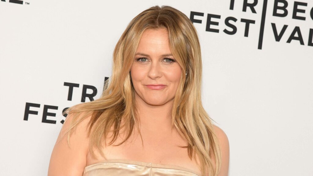 Alicia Silverstone
