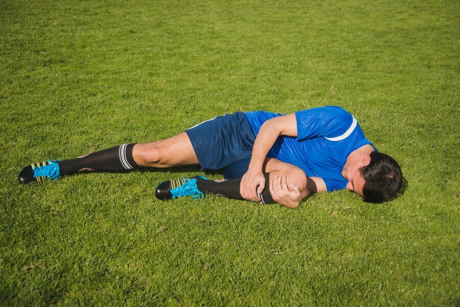 Coaches gain the power to change training intensity in real time by comparing present data with previous performance patterns, which helps them prevent new injuries.